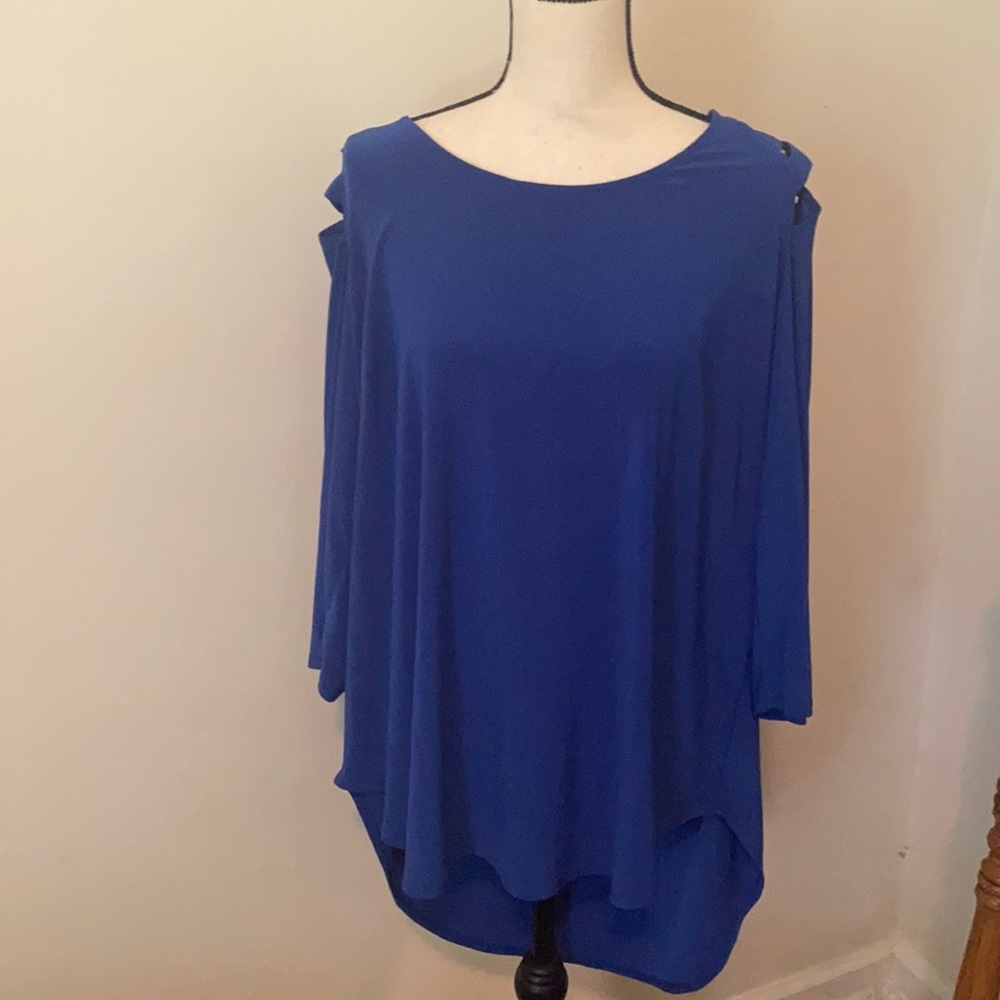 Women’s blouse